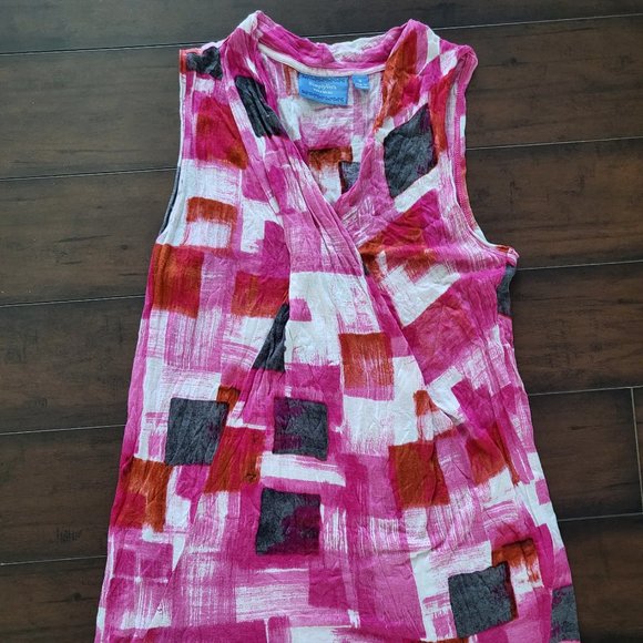 Vera Wang Tops - Simply Vera Vera Wang pink patterned tank top